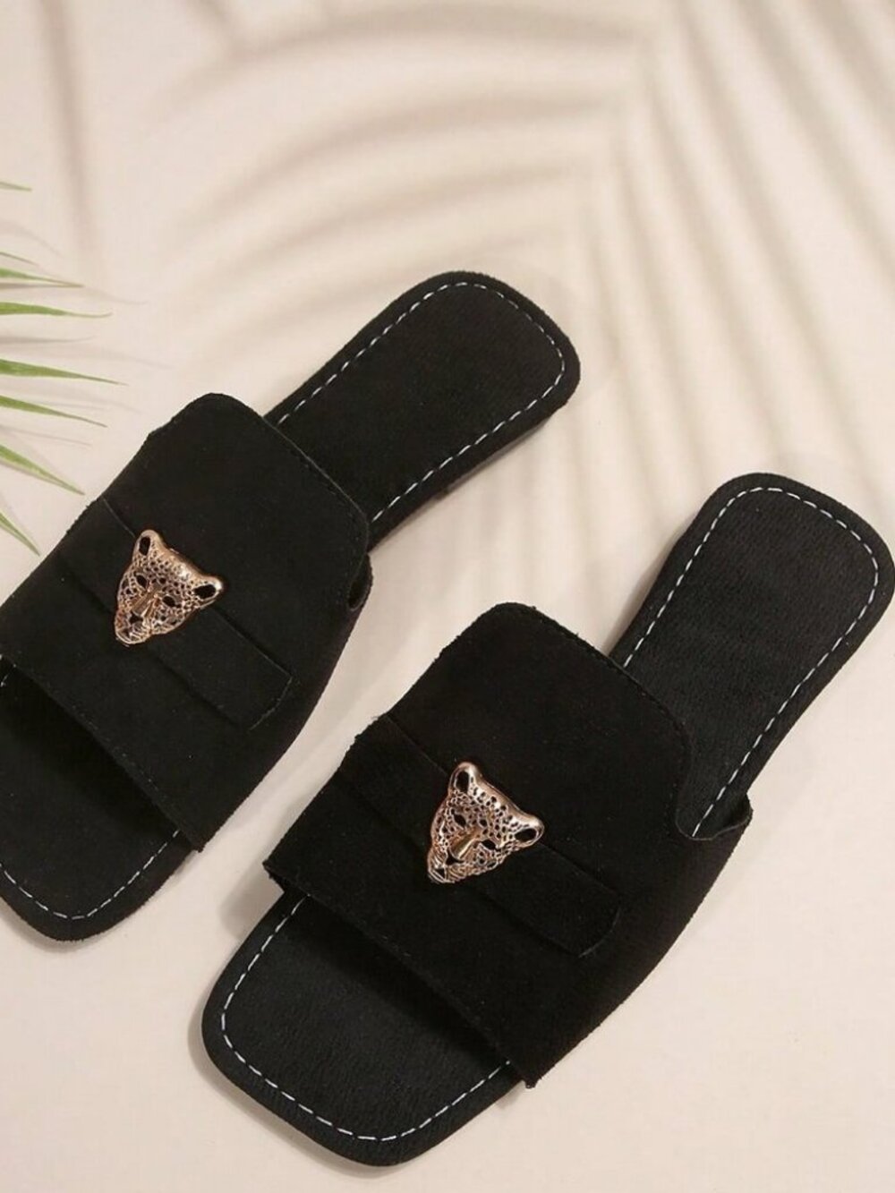 Black Elegant Women's Square Toe Leopard Head Flat Slip-On Sandals - Picture 7 of 7